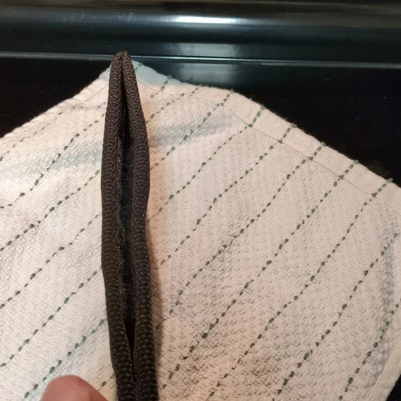 Holly Aiken Cash Holder - Picture 6 of 6